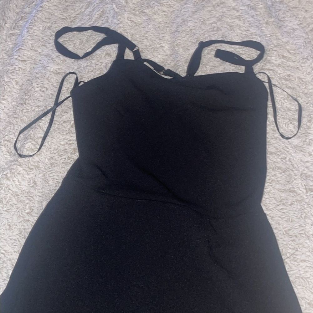 Spaghetti, backless jumper